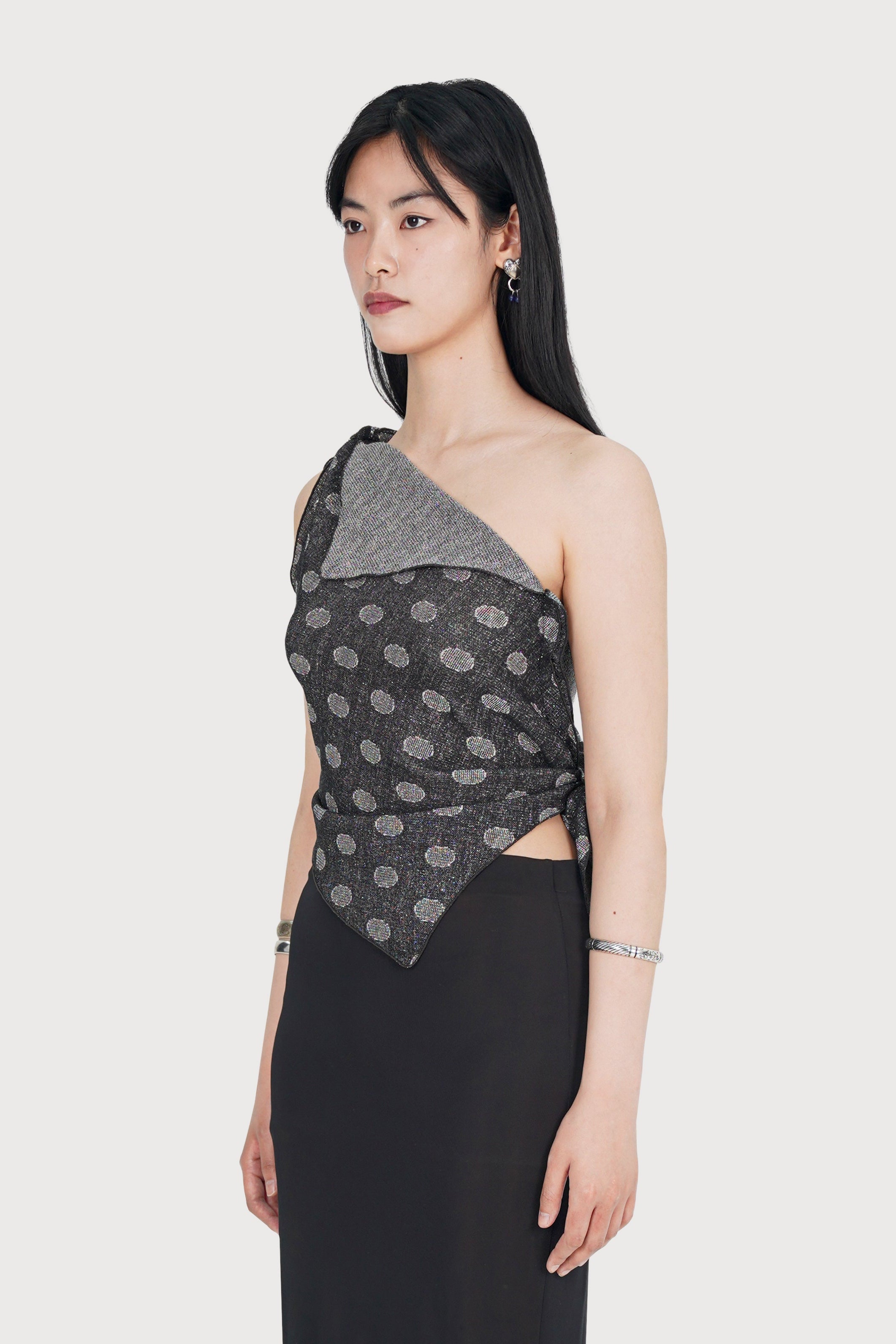 METALLIC WRAP SCARF JERSEY TOP_BLACK