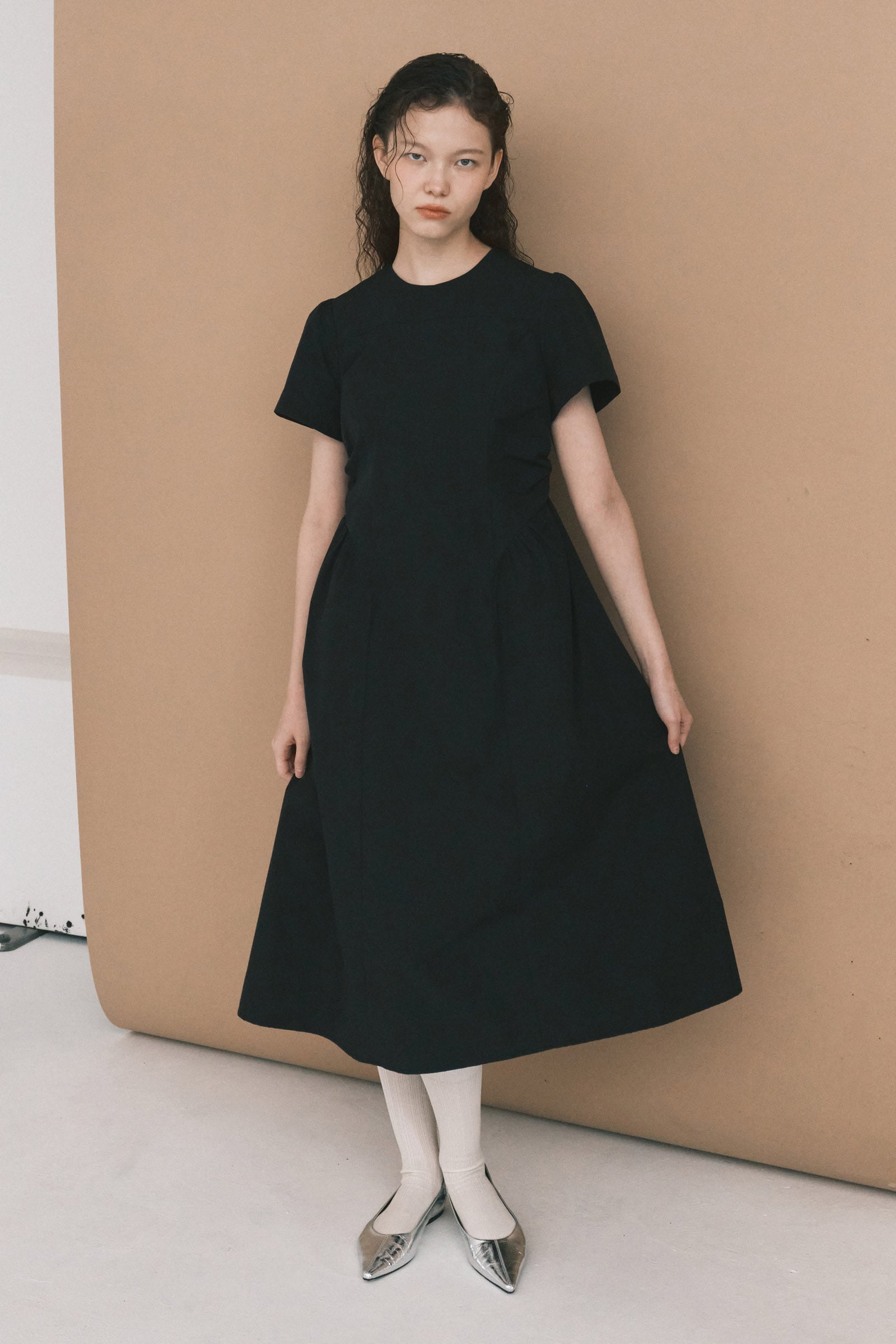 MAIS PUFF SLEEVE DRESS_BLACK