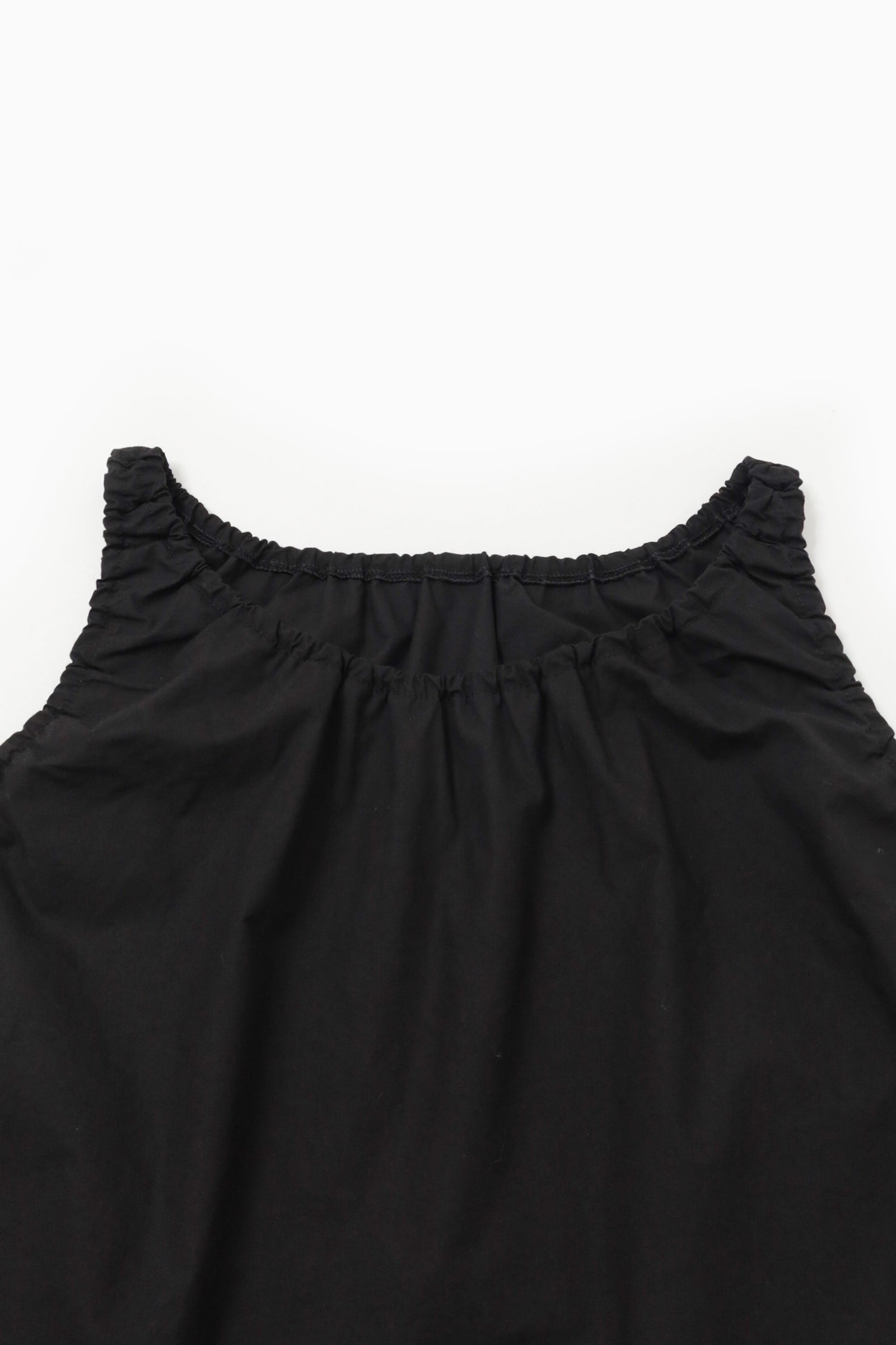 NINA SHIRRING SLEEVELESS_NOIR
