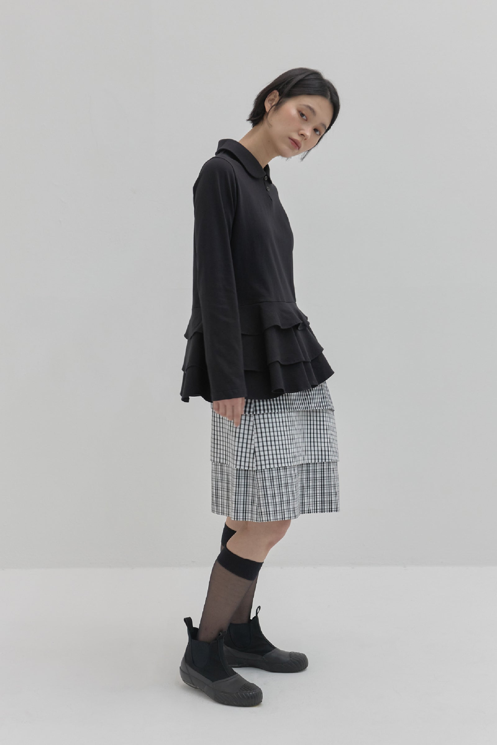 RUFFLED LONG SLEEVE TOP_NOIR