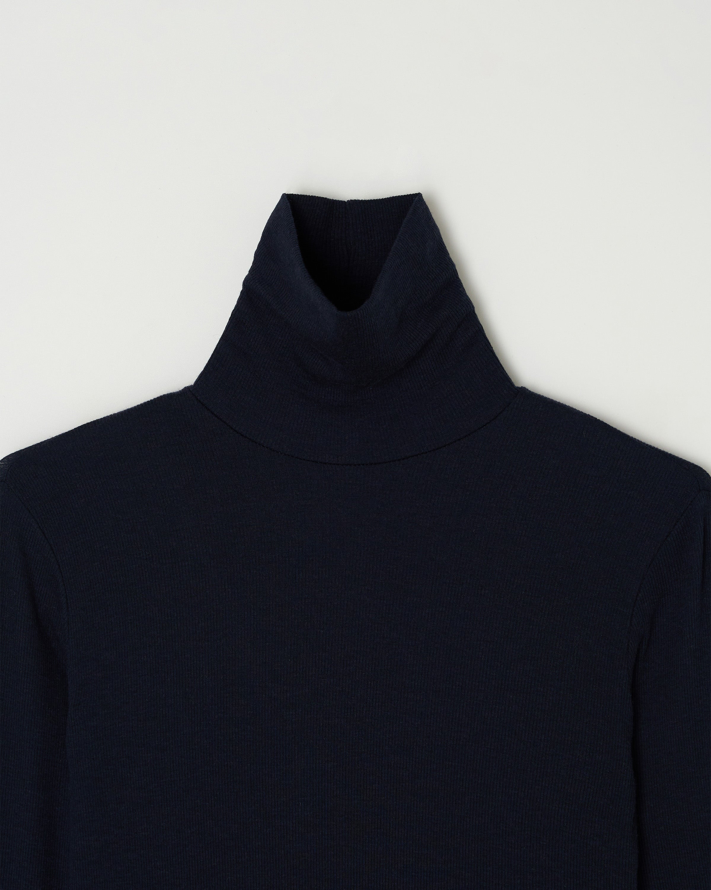 ESSENTIAL RIBBED WOOL TURTLENECK_NAVY