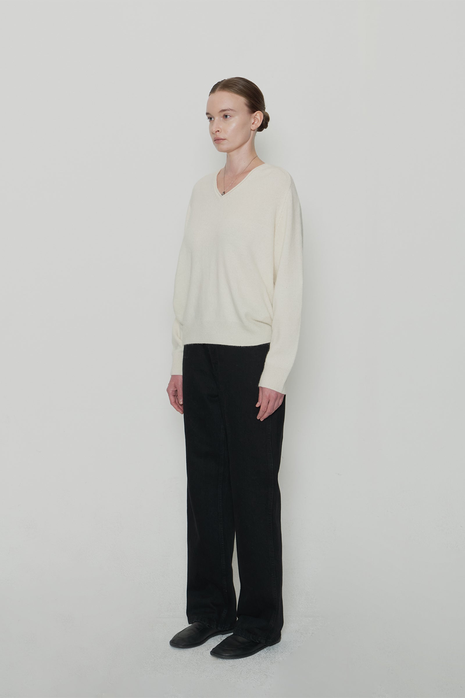 EDIN V-NECK ALPACA KNIT_IVORY
