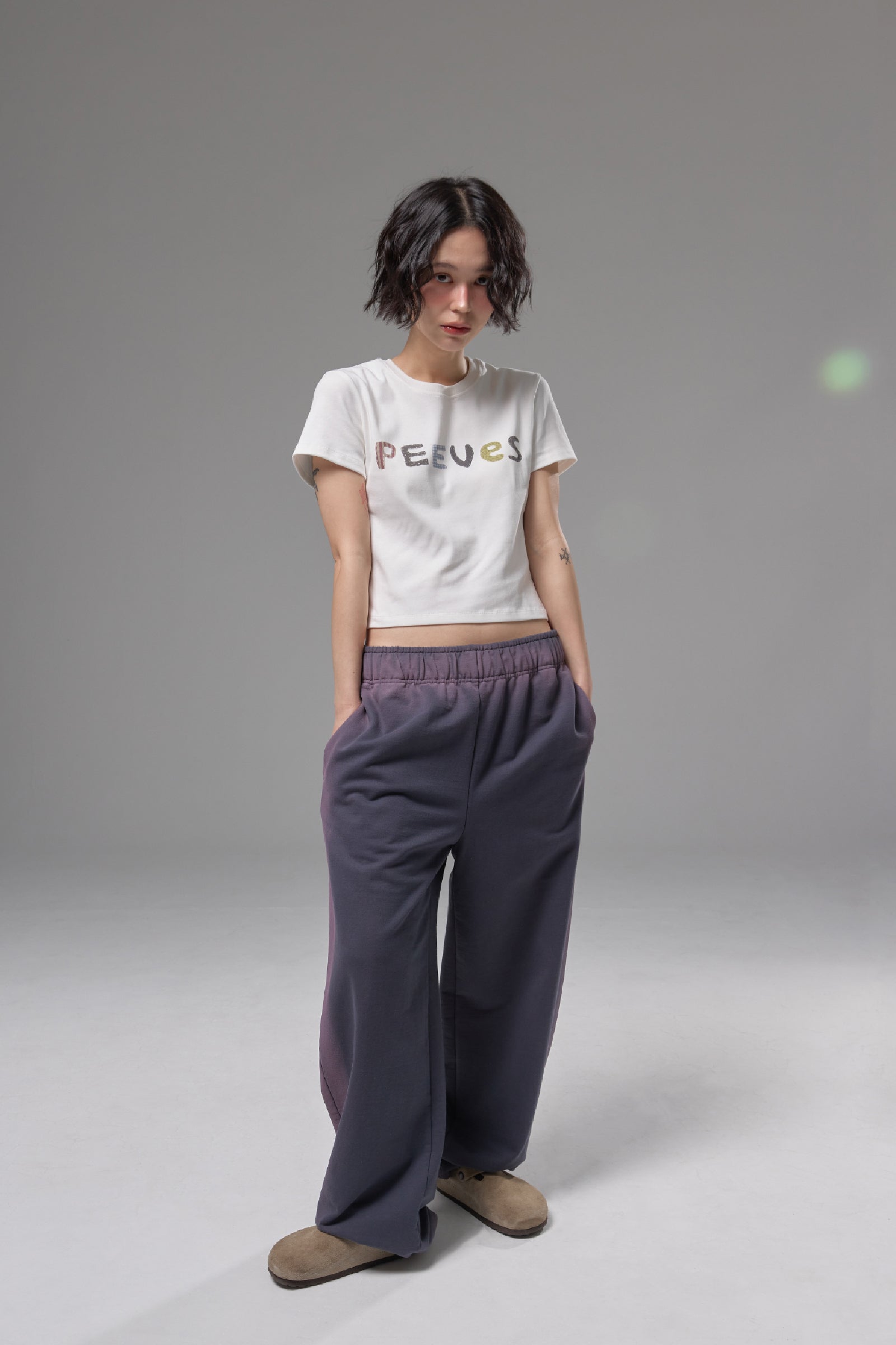  PANTALON EN JERSEY TAGUÉ À LA MAIN_CHARBON