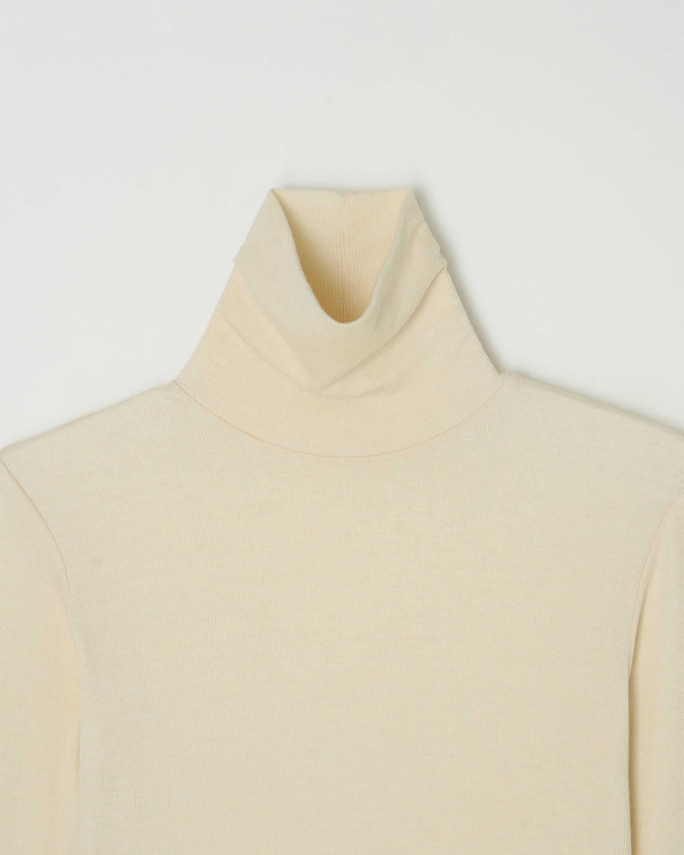 ESSENTIAL RIBBED WOOL TURTLENECK_IVORY