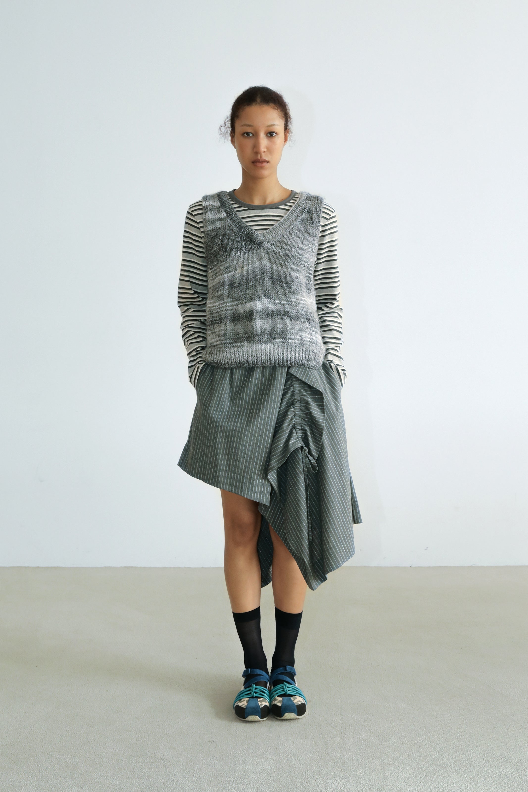 METALIC STRIPE WOOL SKIRT_GREY