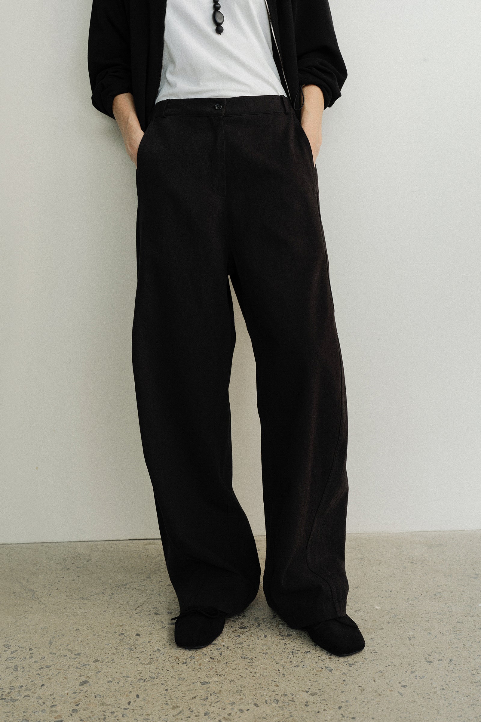 PANTALON DÉCONTRATÉ_NOIR