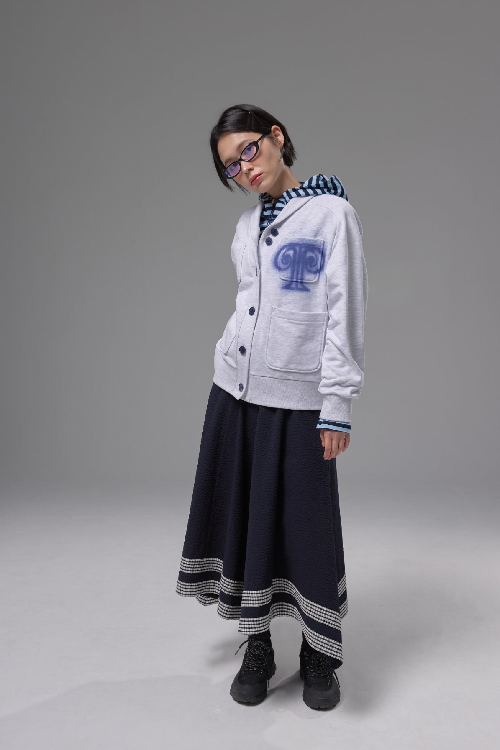 SEERSUCKER FLARED MAXI SKIRT_NAVY