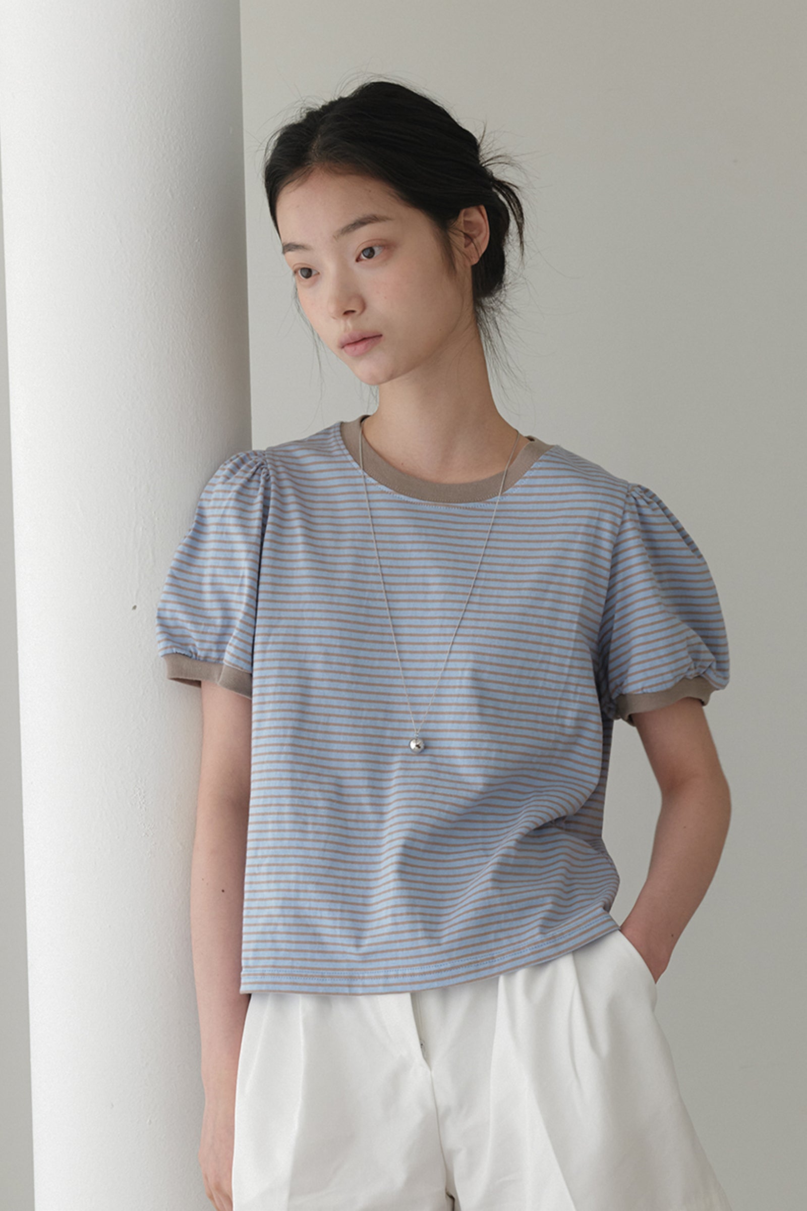 FINE STRIPE T-SHIRT_BROWN