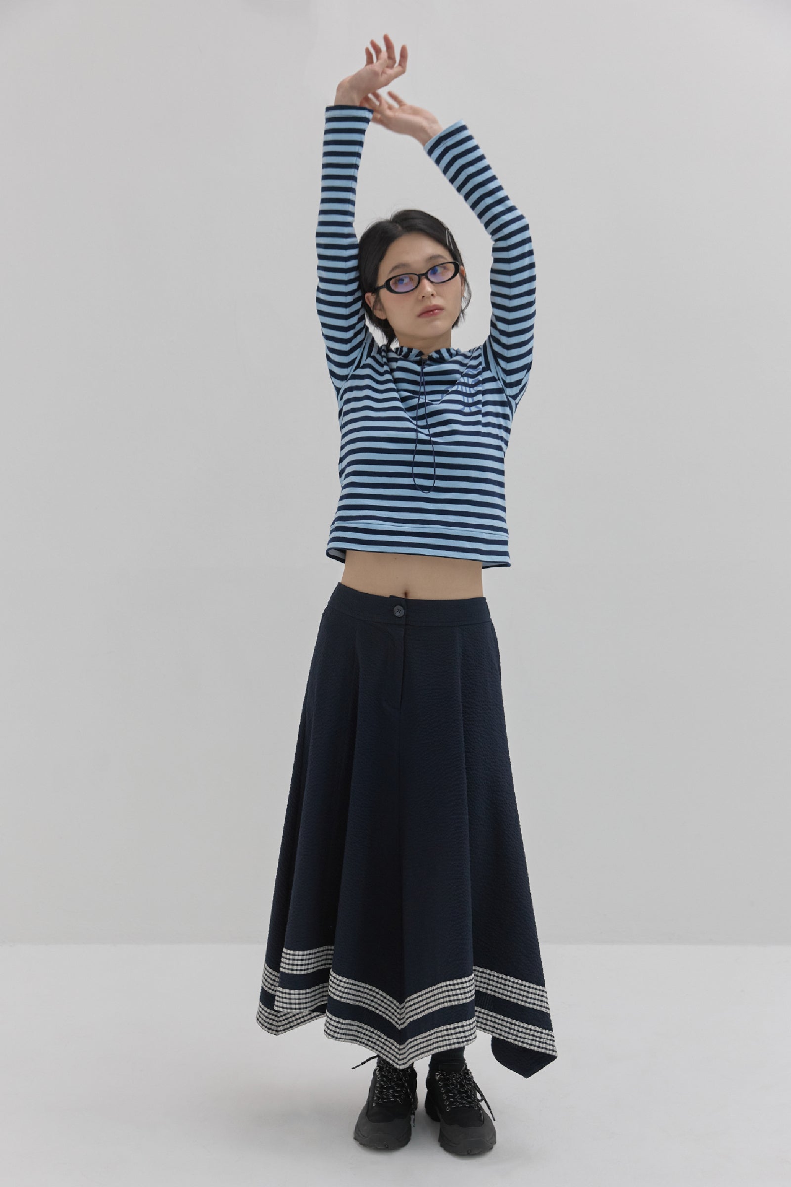 SEERSUCKER FLARED MAXI SKIRT_NAVY