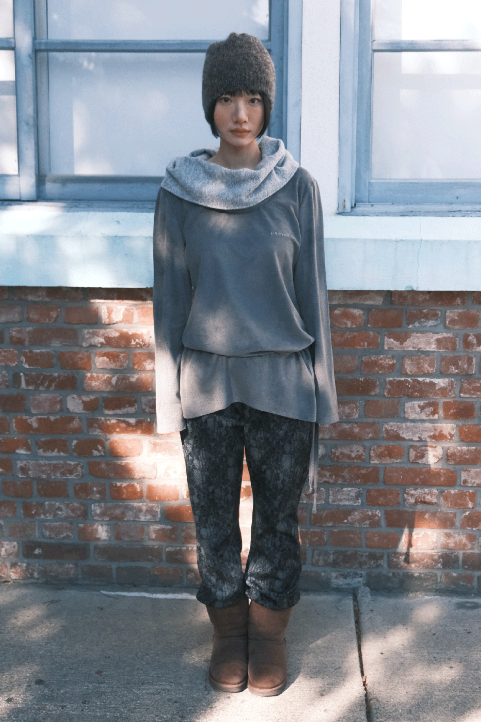 HAUT À COL DRAPÉ_GRIS FONCÉ