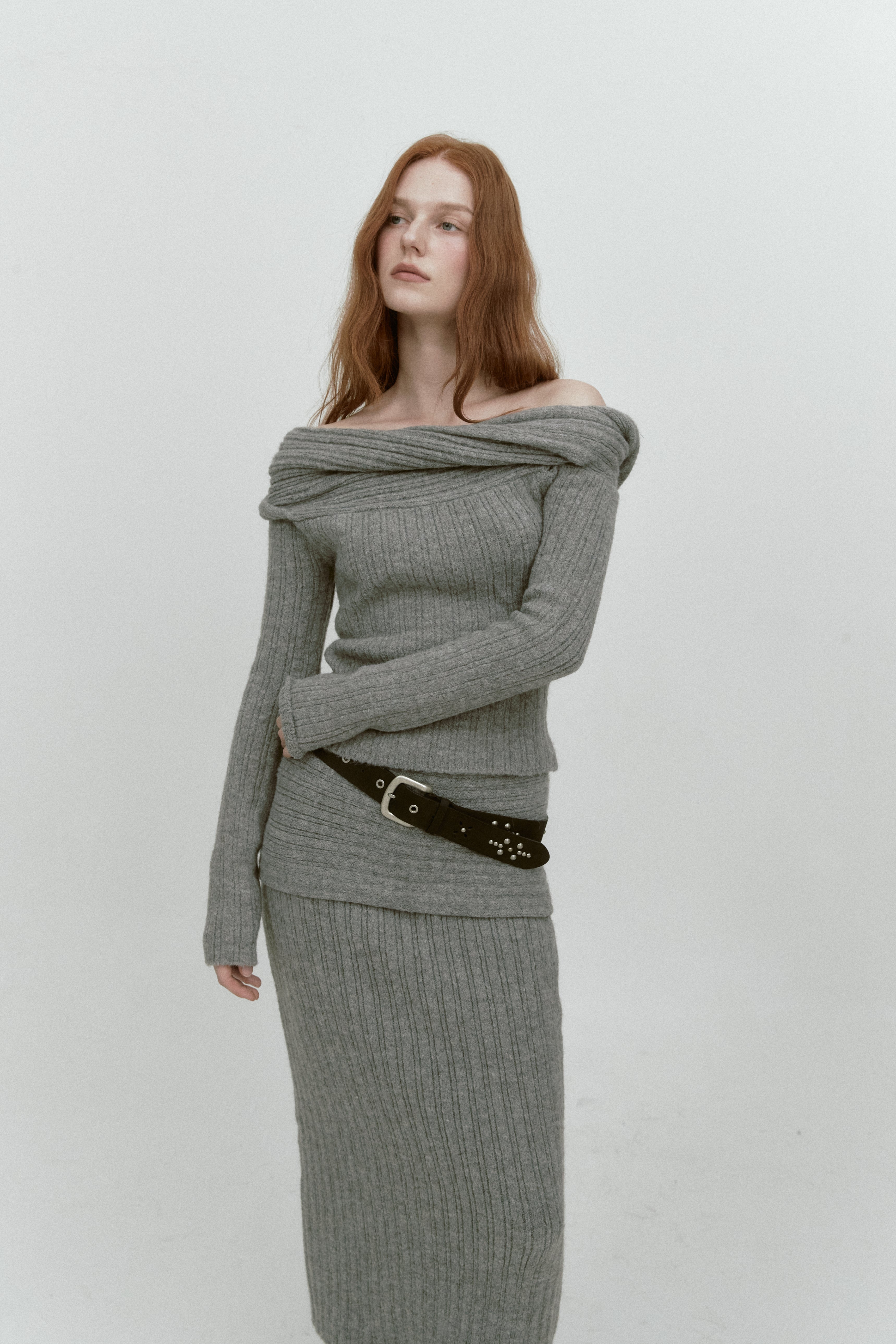 REVERSE OFF SHOULDER KNIT_GRIS