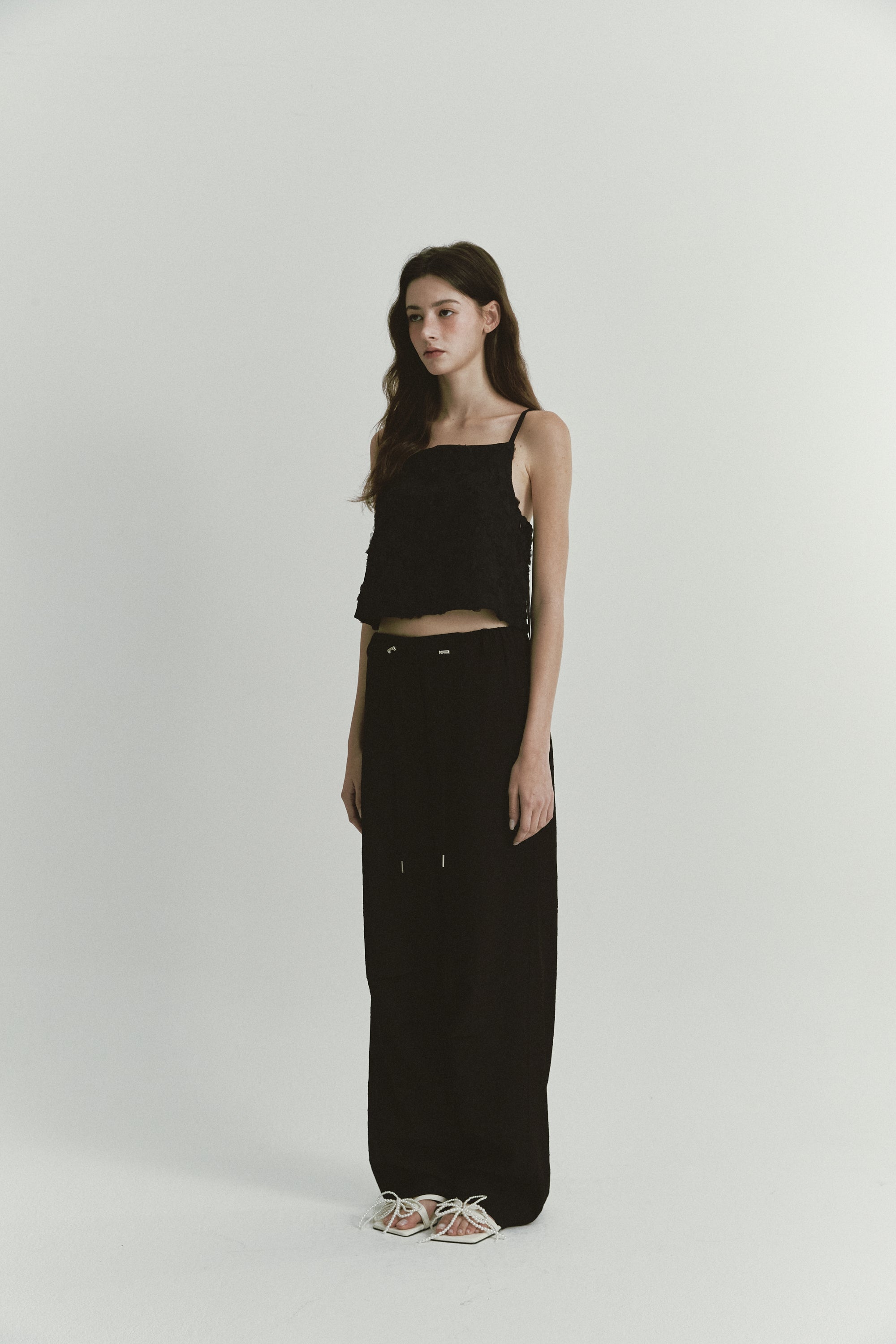 ROSE STRAP SLEEVELESS_BLACK