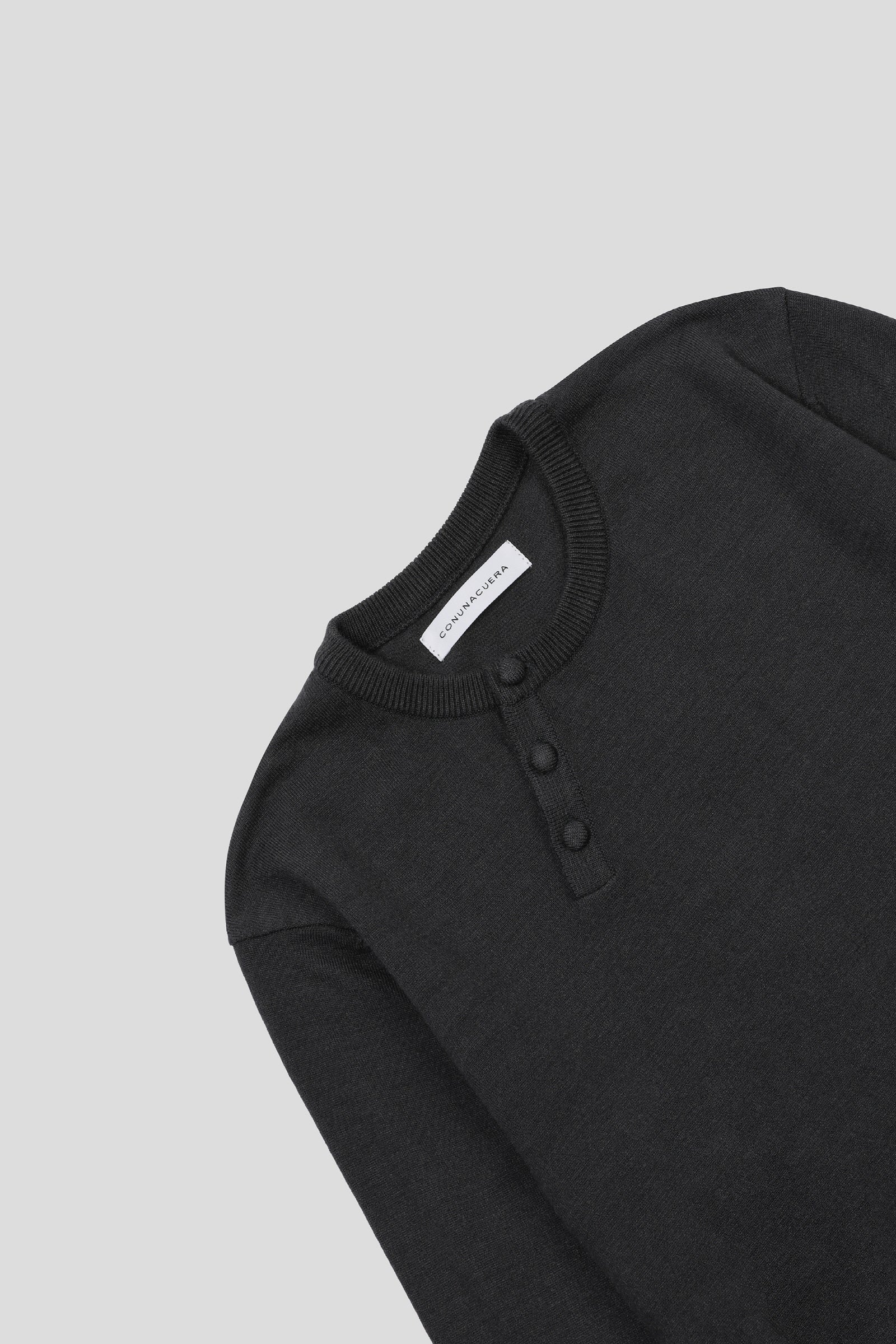 TILT HENLEY KNIT_DARK GREY