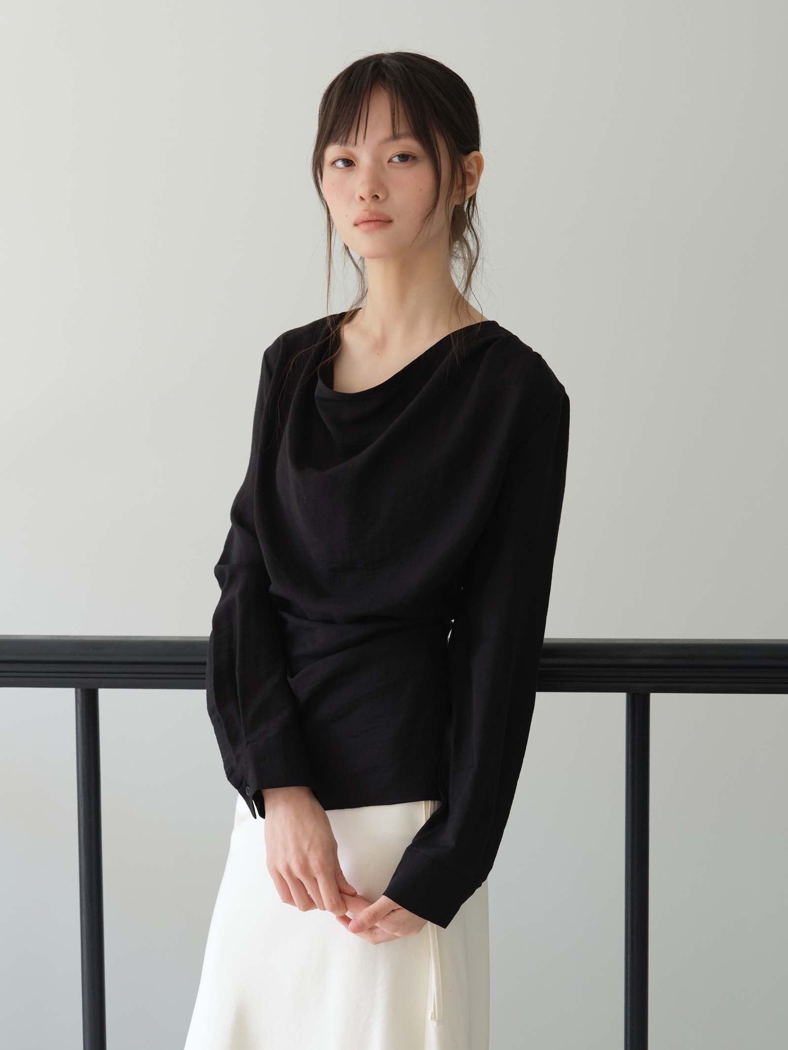 COWL TUCKED BLOUSE_BLACK