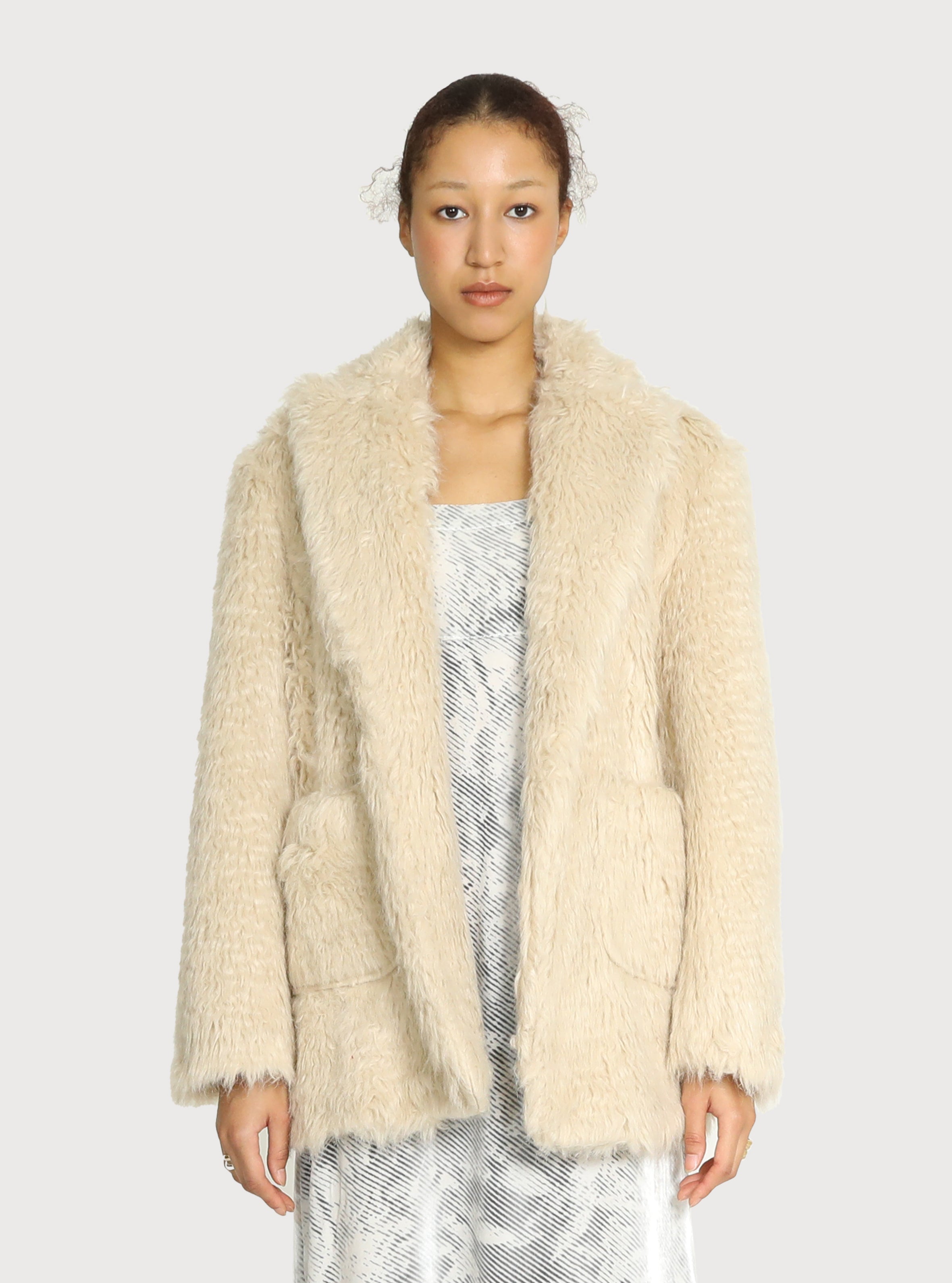 CRINKLY FUR JACKET_BEIGE