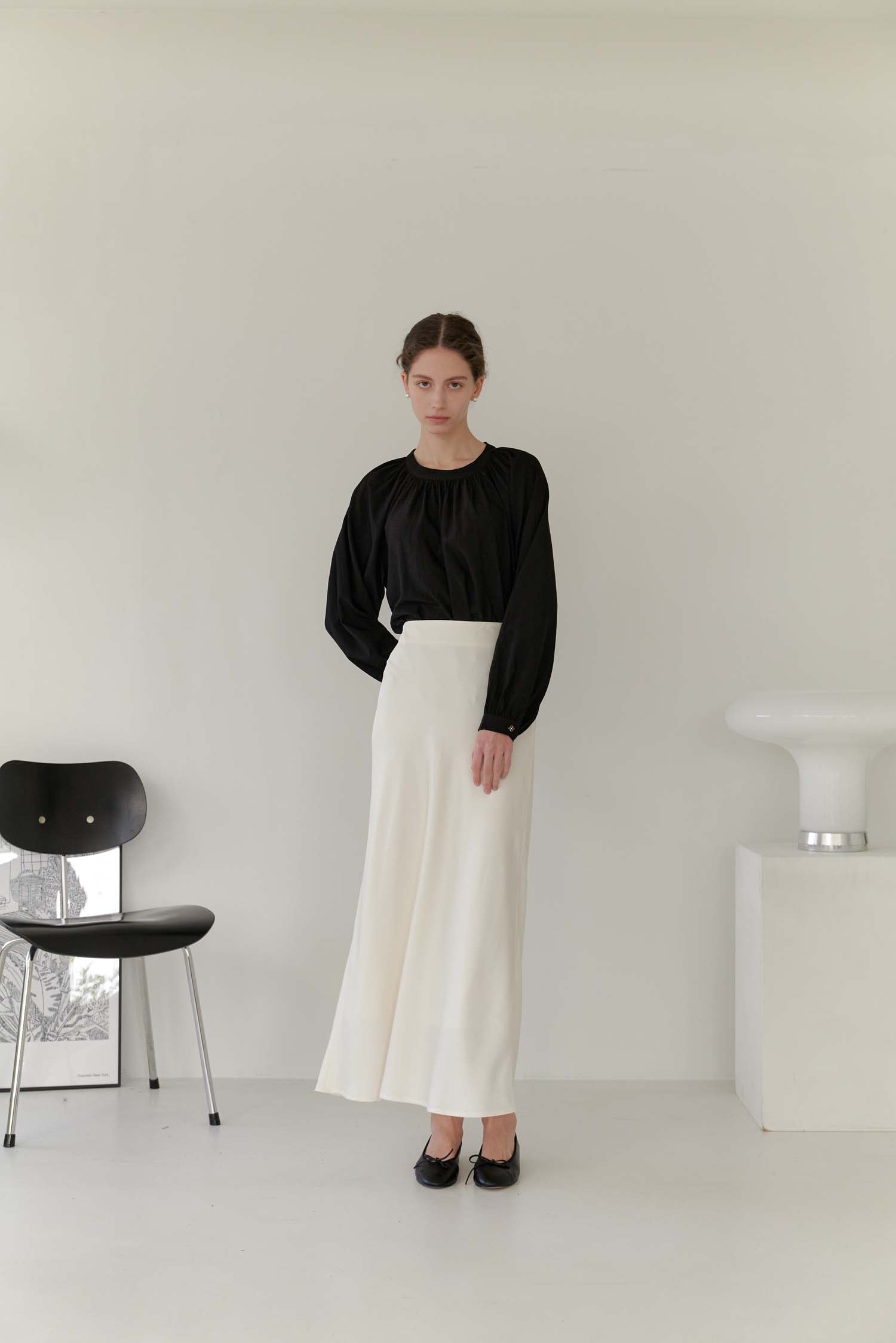 SATIN LONG SKIRT_CREAM