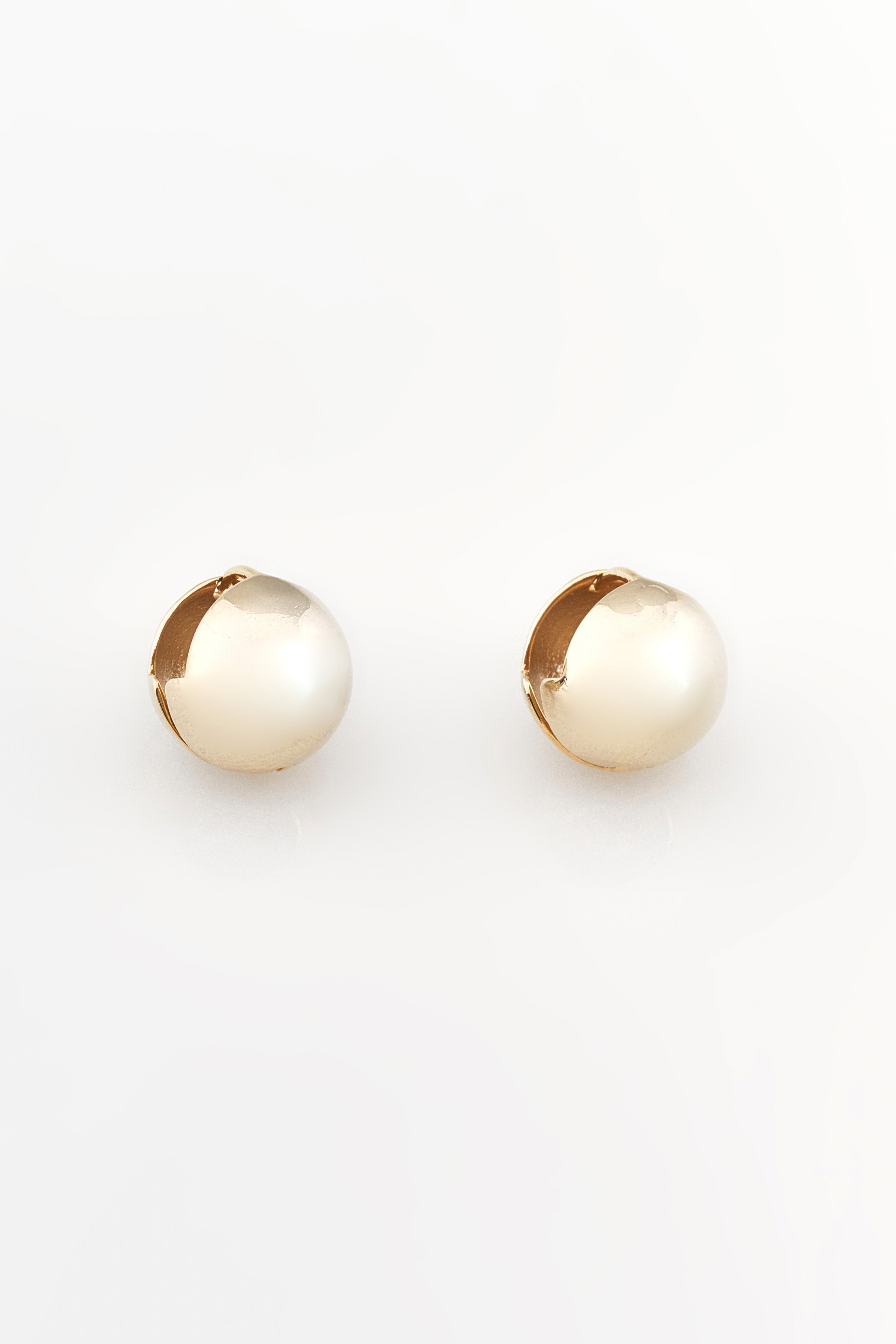 BALL CRUNCH EARRINGS_GOLD