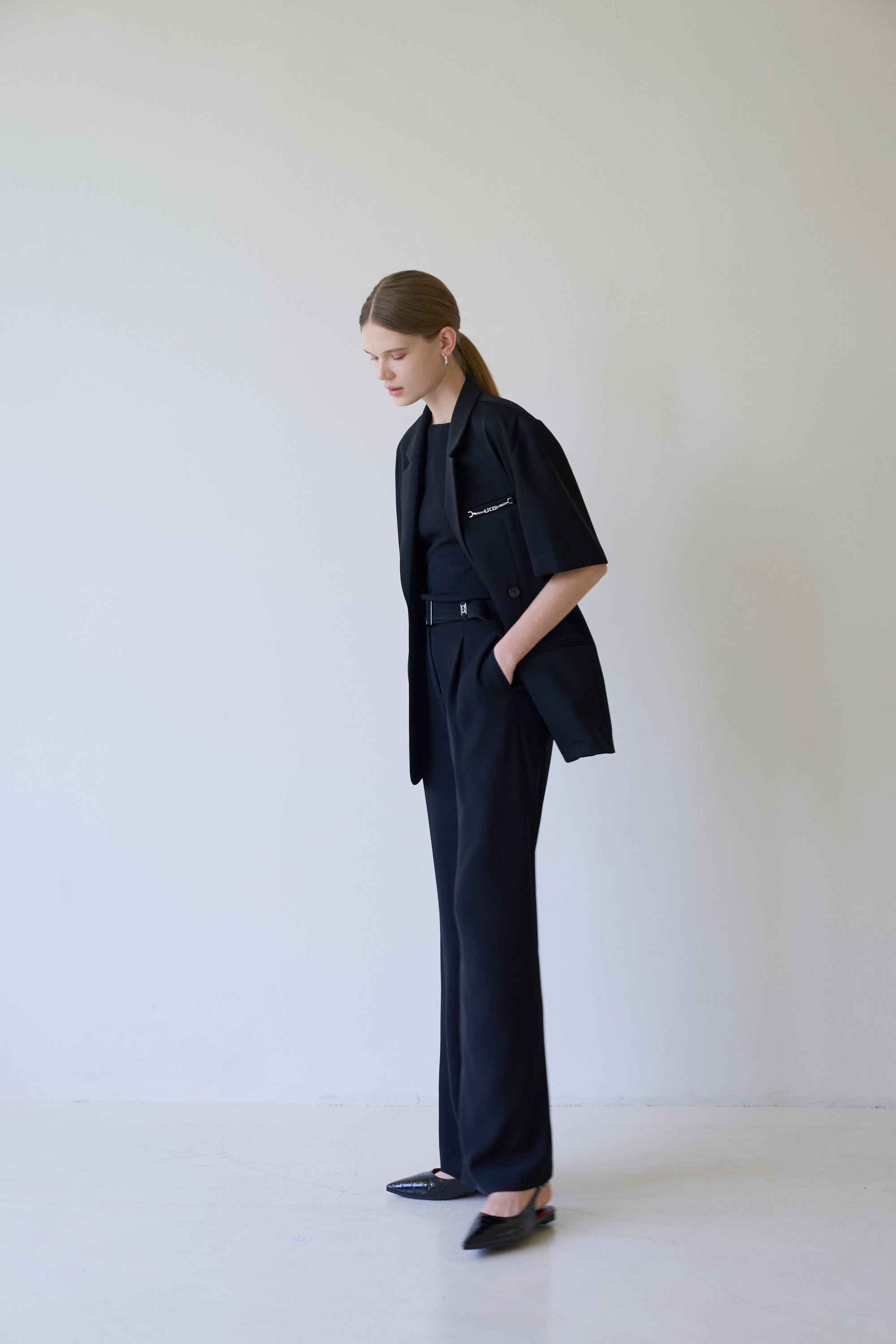 VELA SLITLINE JACKET_NOIIR