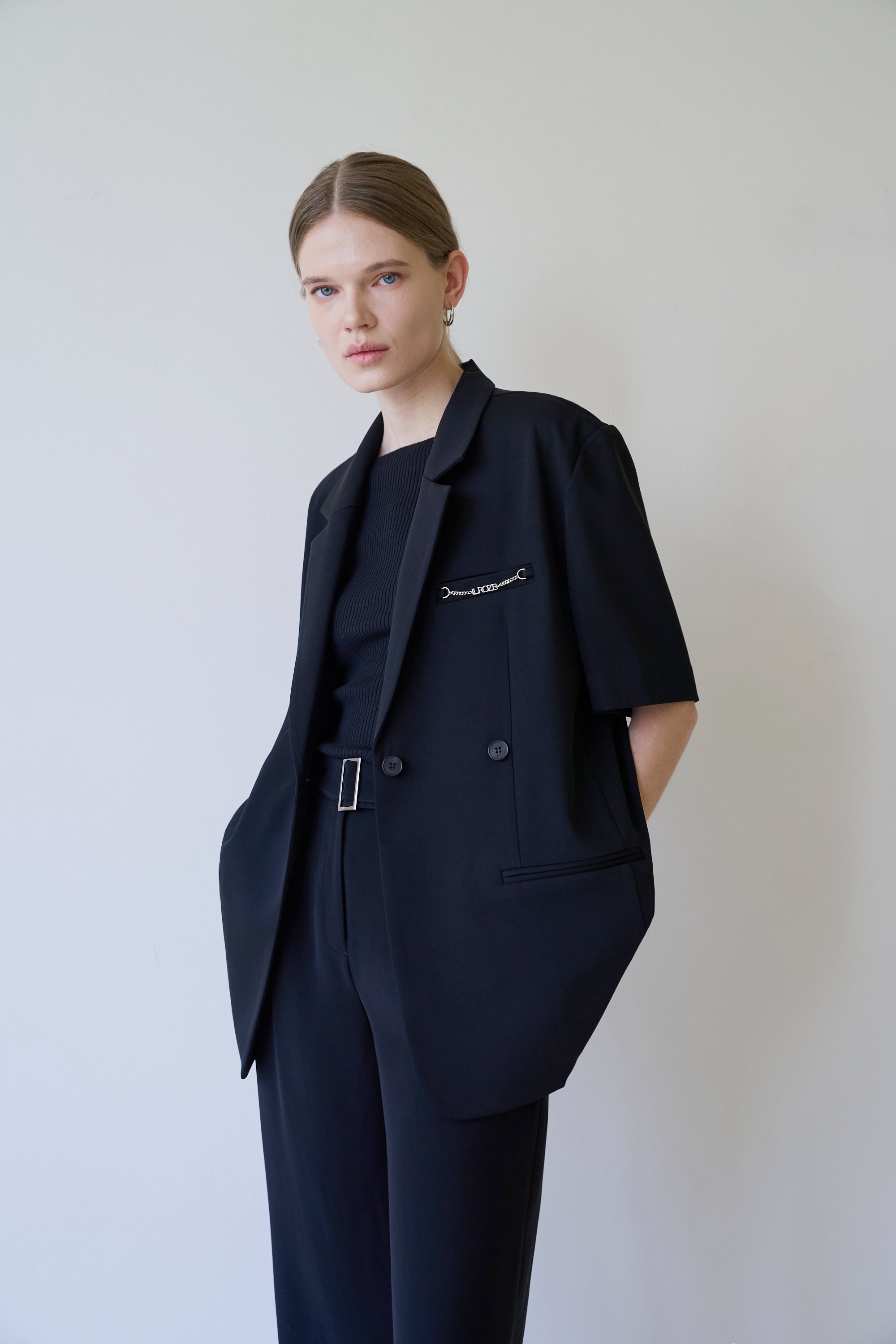 VELA SLITLINE JACKET_NOIIR
