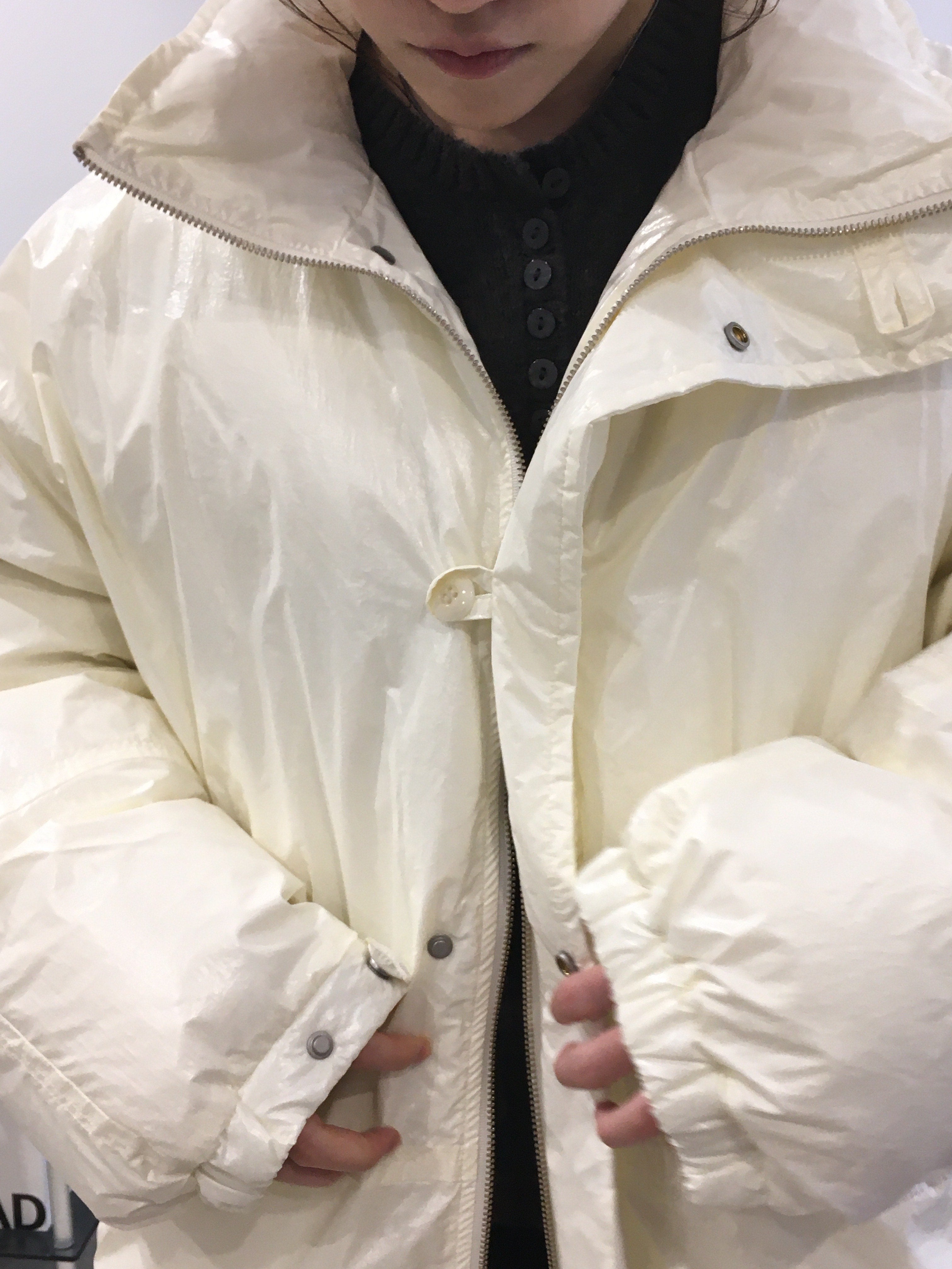 GLOSSY DUFFEL PUFFER JACKET_IVORY