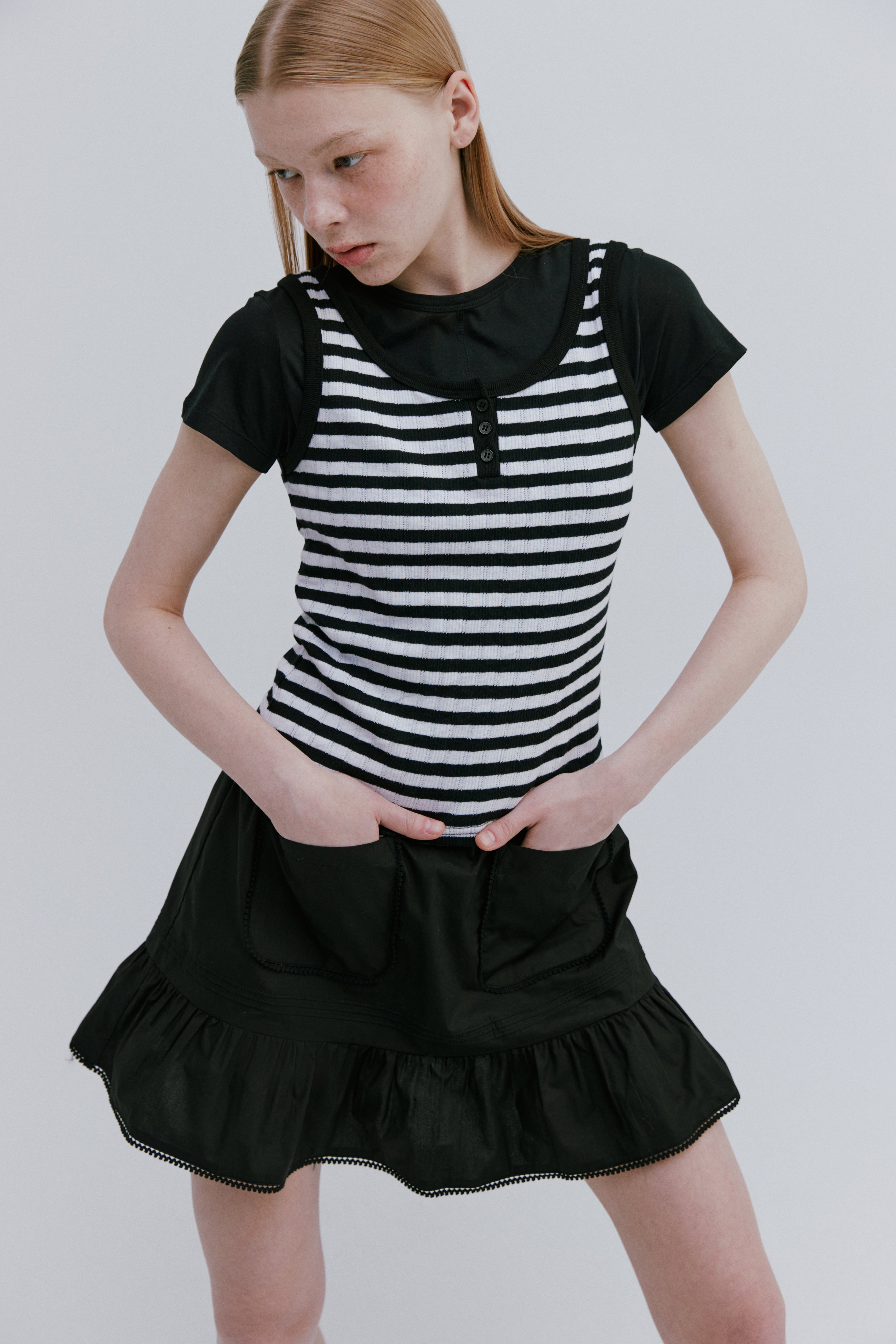 TWO POCKET SKIRT_NOIR