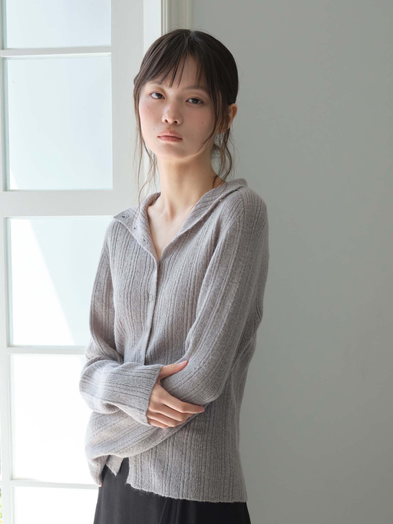 PLEATED BUTTON CARDIGAN_GRAY