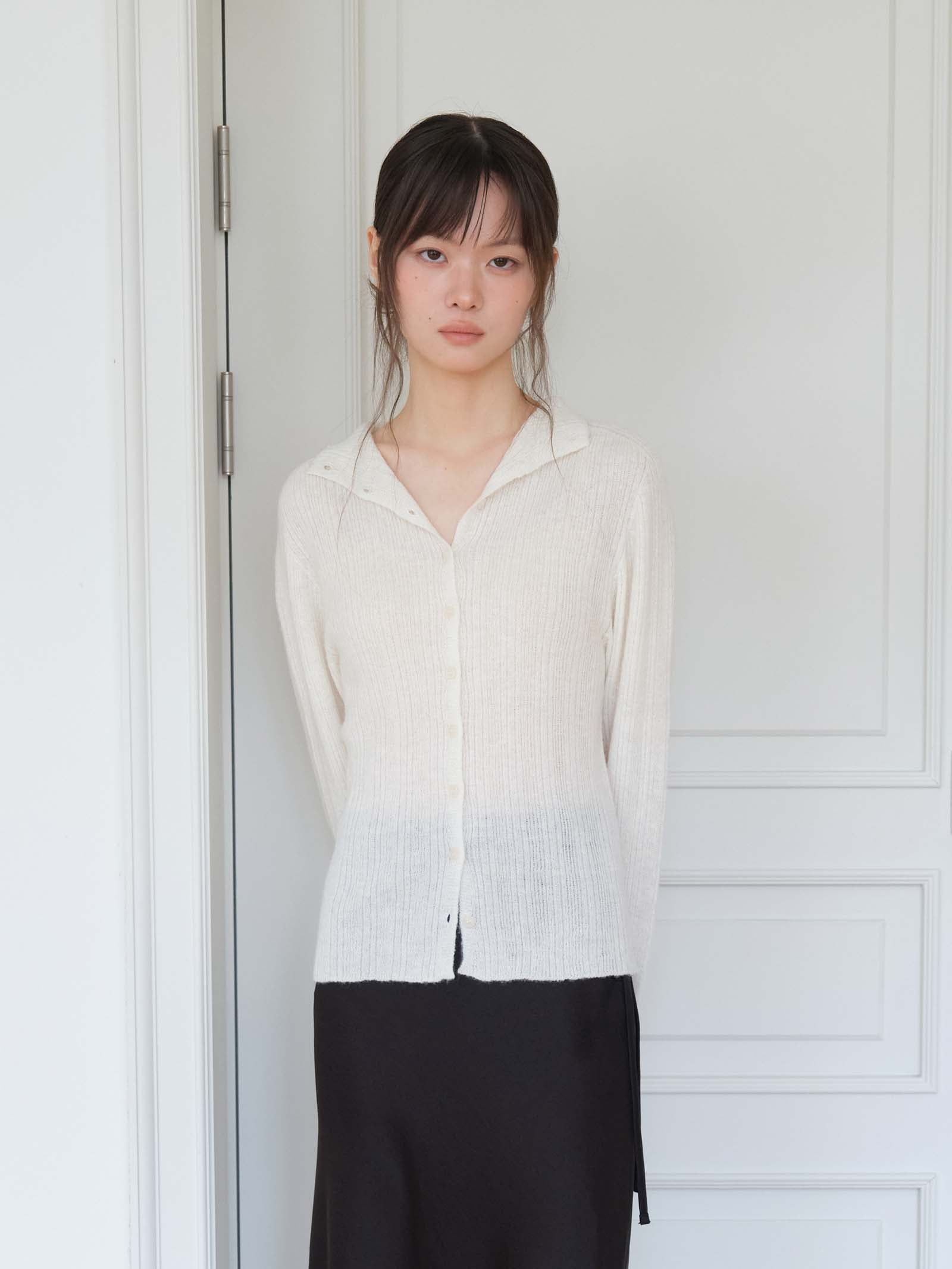 PLEATED BUTTON CARDIGAN_IVORY