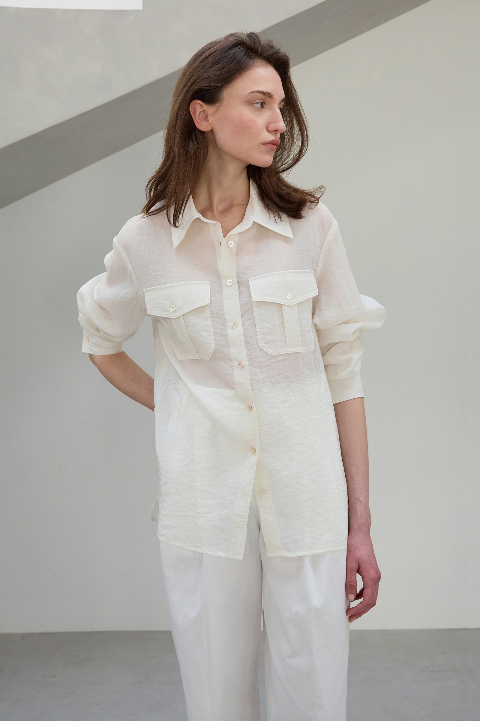 POCKET SHEER SHIRT_CRÈME