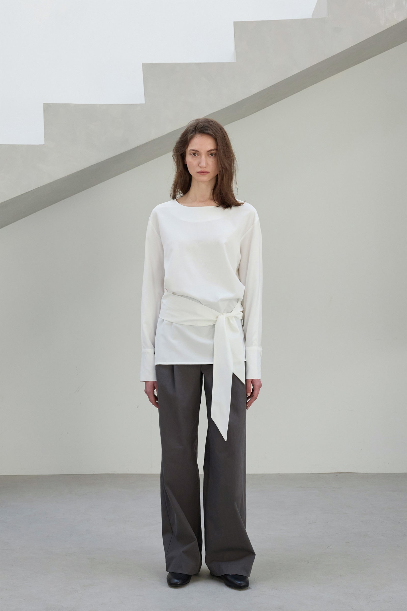 STRAP BLOUSE_IVORY