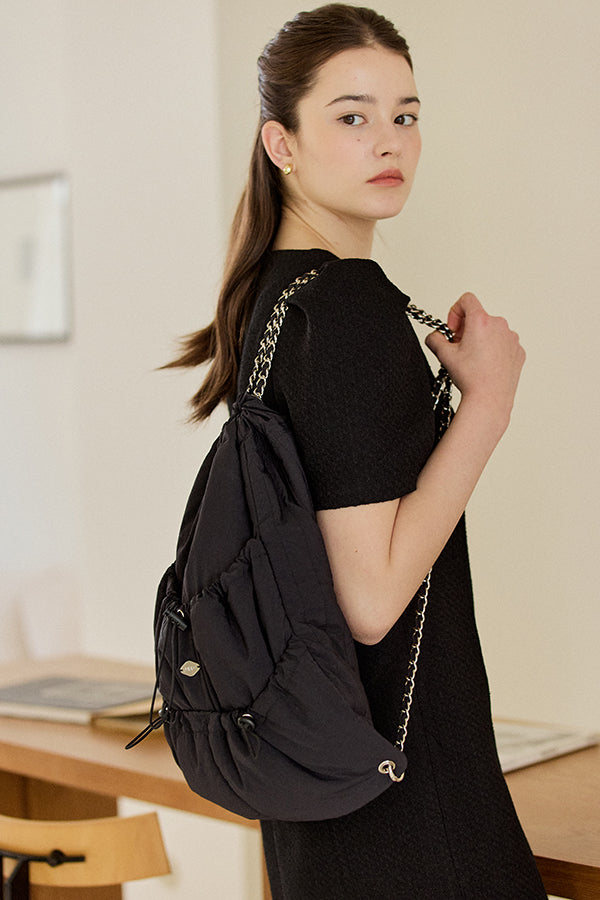 RIBBON CHAIN BACKPACK_NOIR