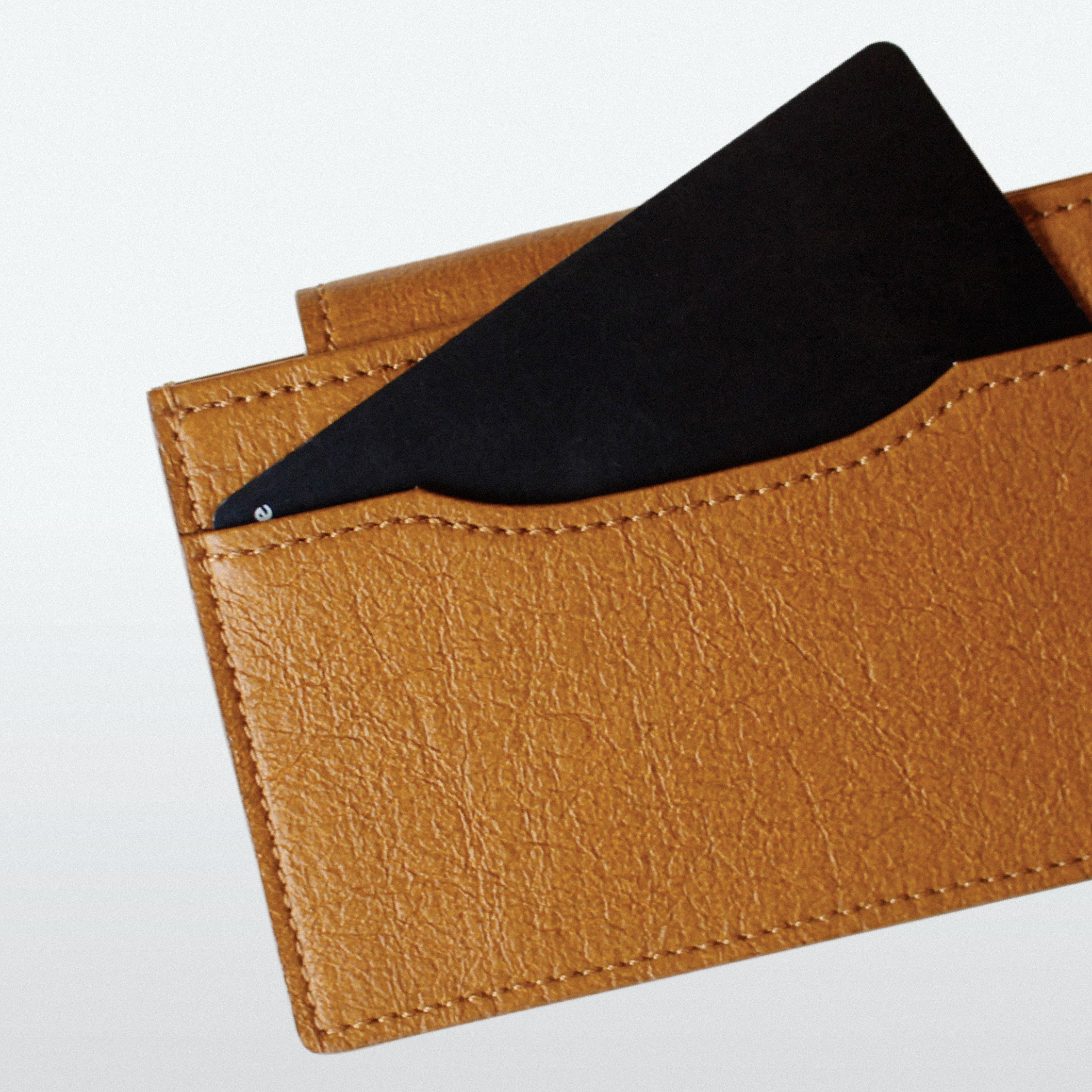 SAMI FLIP WALLET_CAMEL