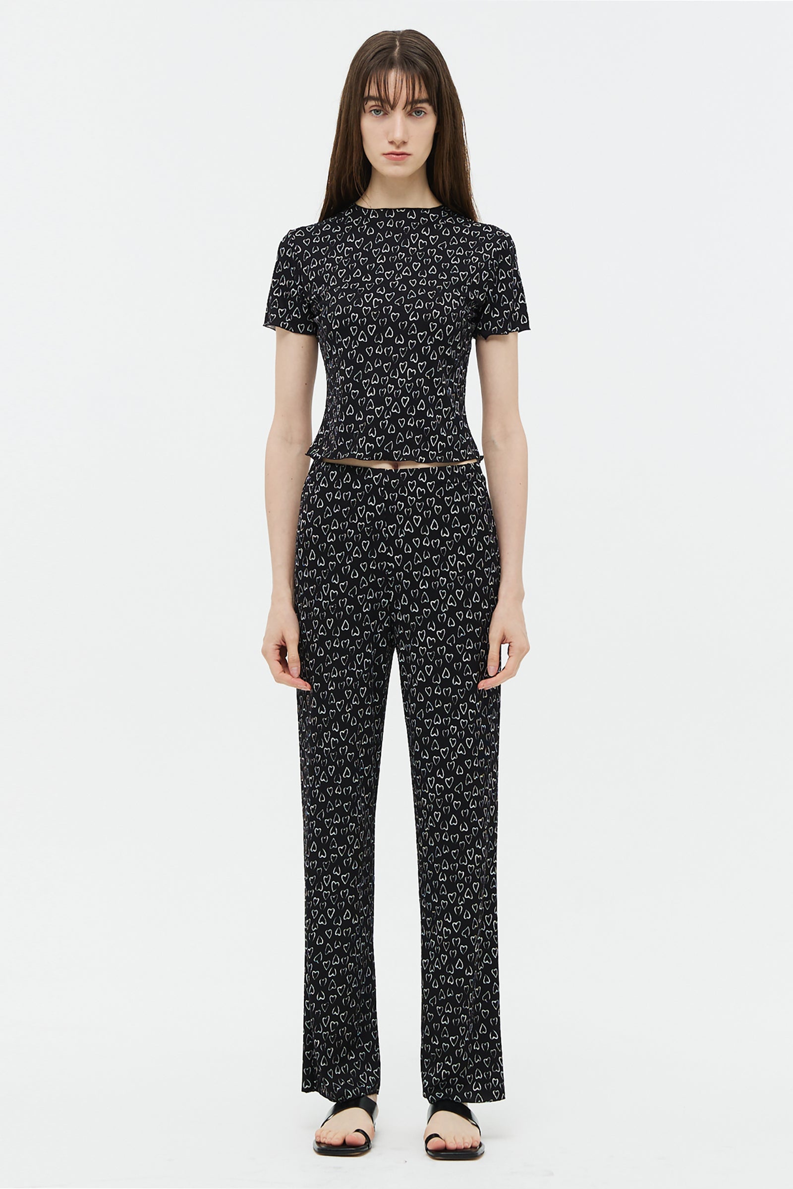 HEART PATTERN HALF KNIT TOP _BLACK