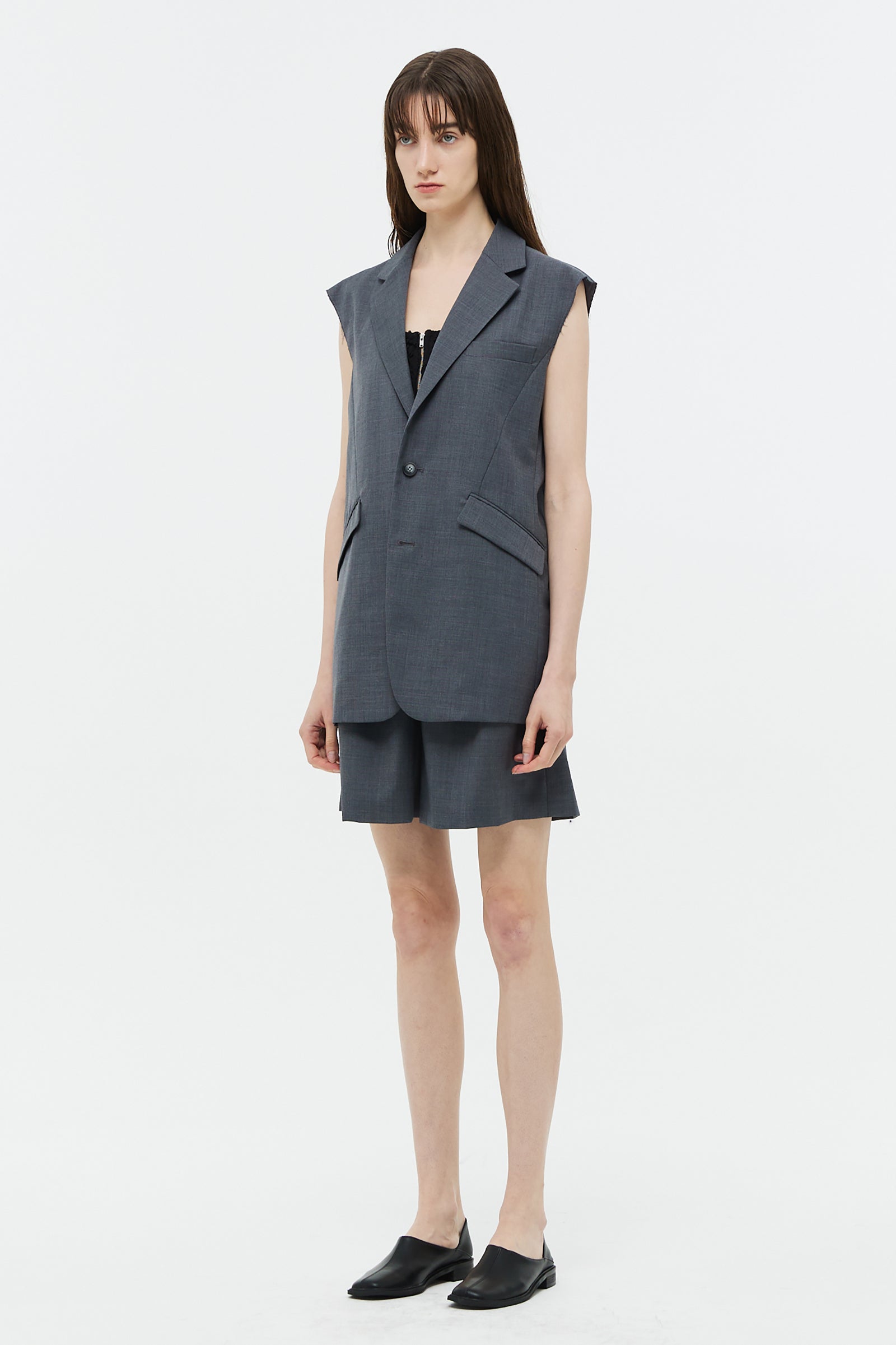 GREY SLEEVELESS BLAZER_GREY