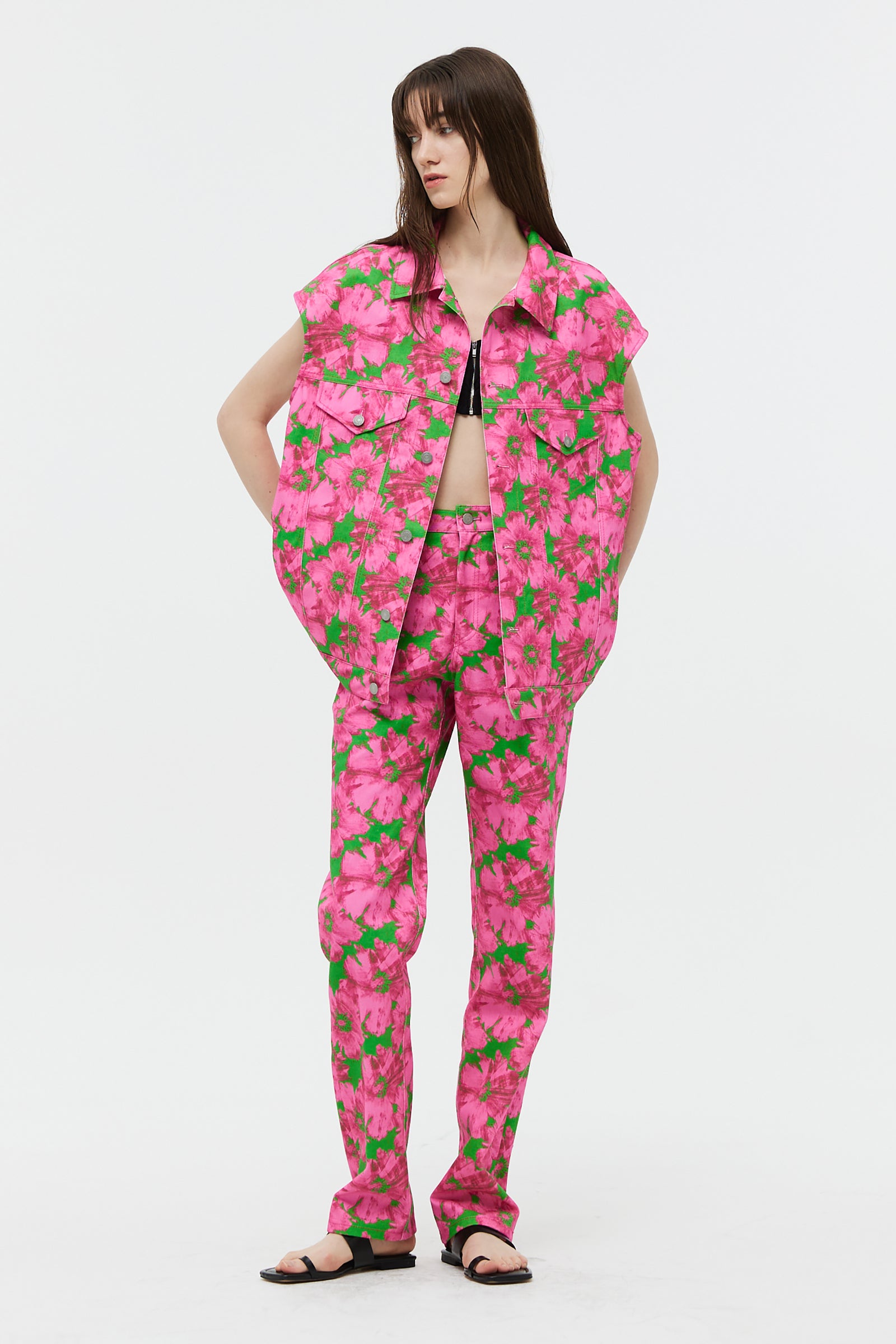 FLOWER SLEEVELESS TRUCKER JACKET _PINK