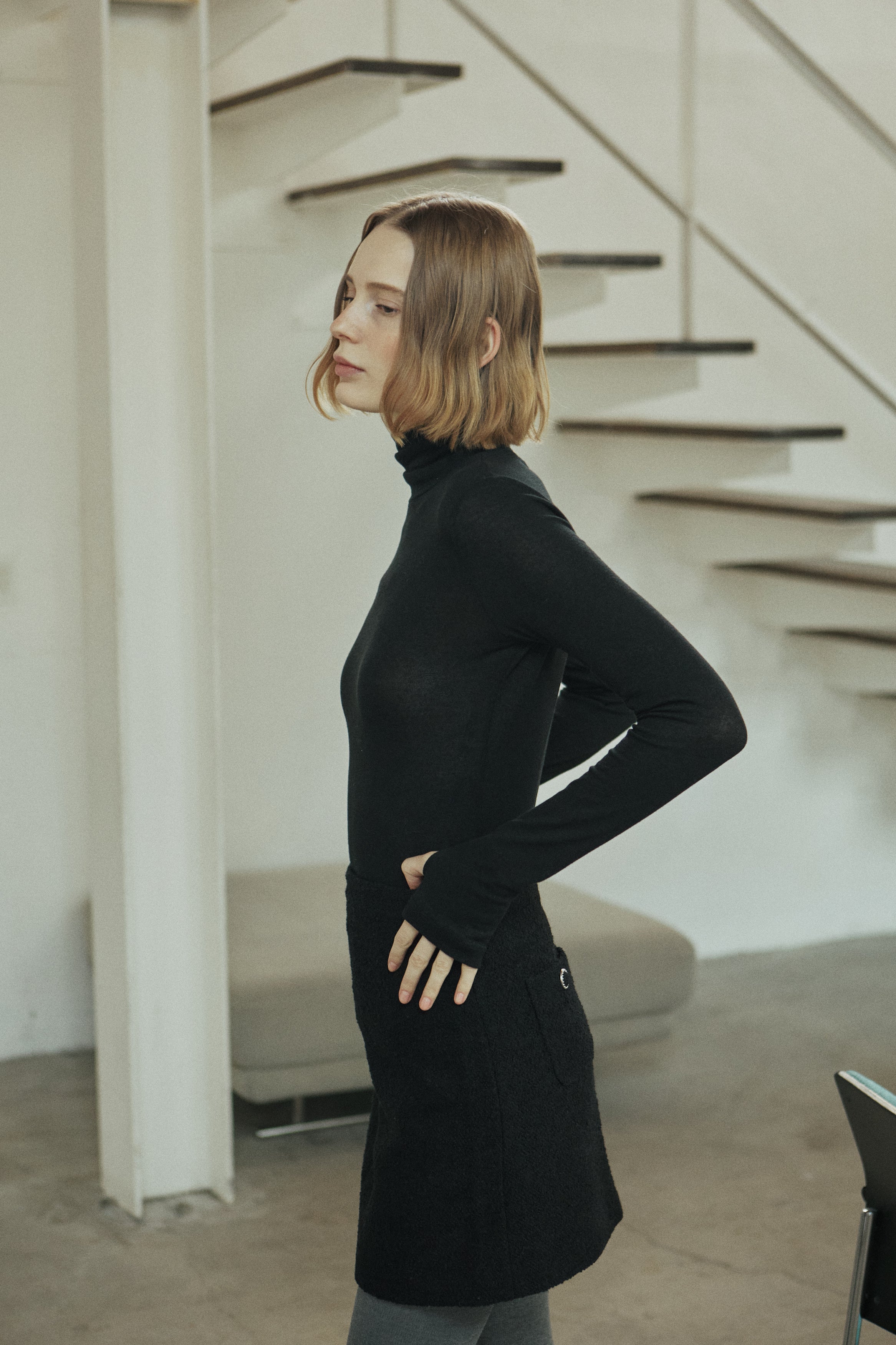 BASIC TURTLENECK T-SHIRT_BLACK