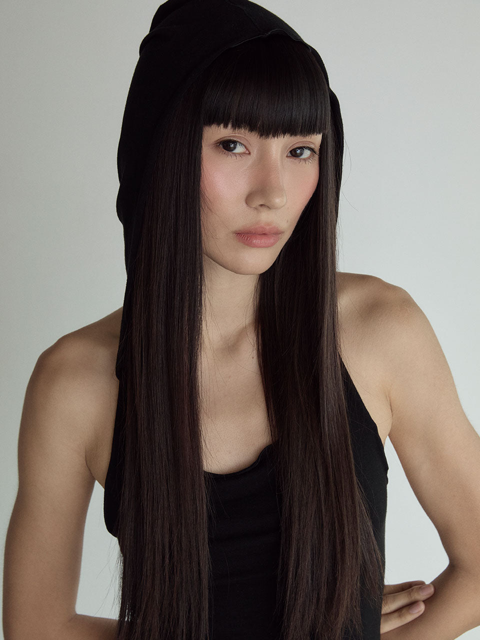 HOOD SLEEVELESS TOP_BLACK