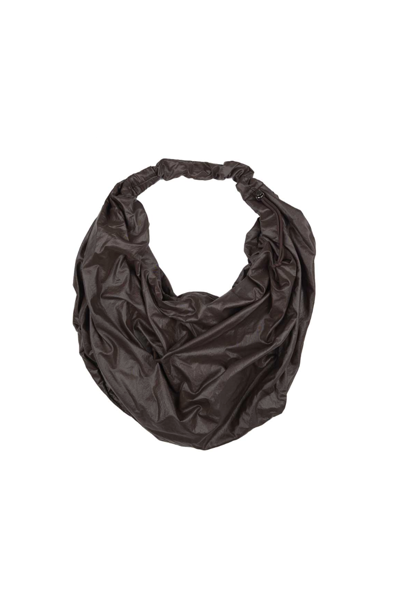 GLOSSY MID TANGLE TWIST BAG_BROWN