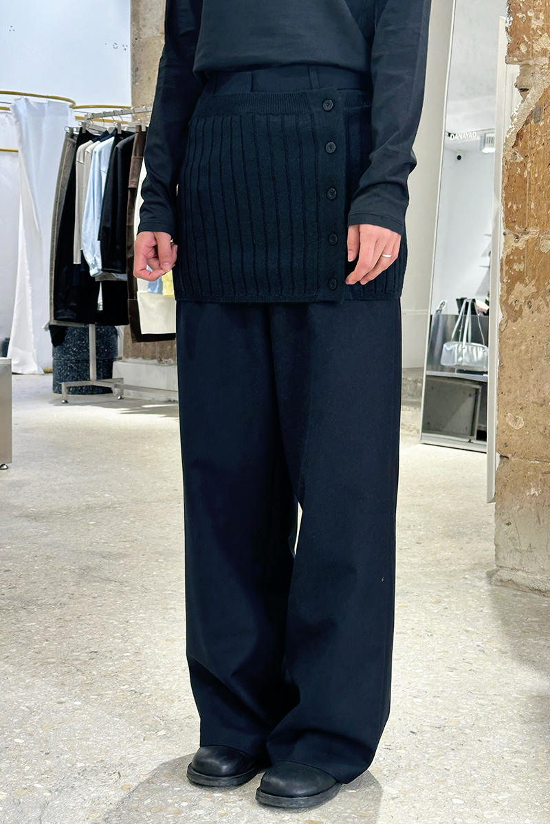 KNIT BUTTON LAYERED PANTS_NAVY