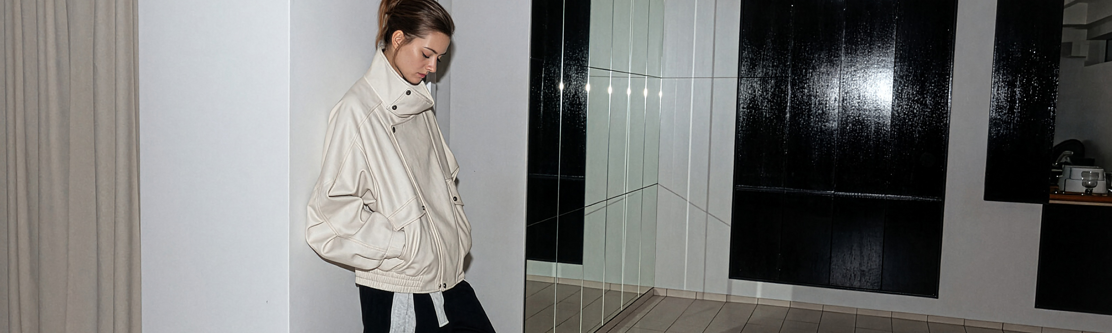 cloud-dancer-exhibition-main-banner-desktop