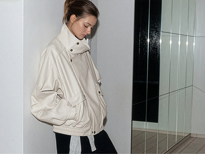 cloud-dancer-exhibition-main-banner-mobile